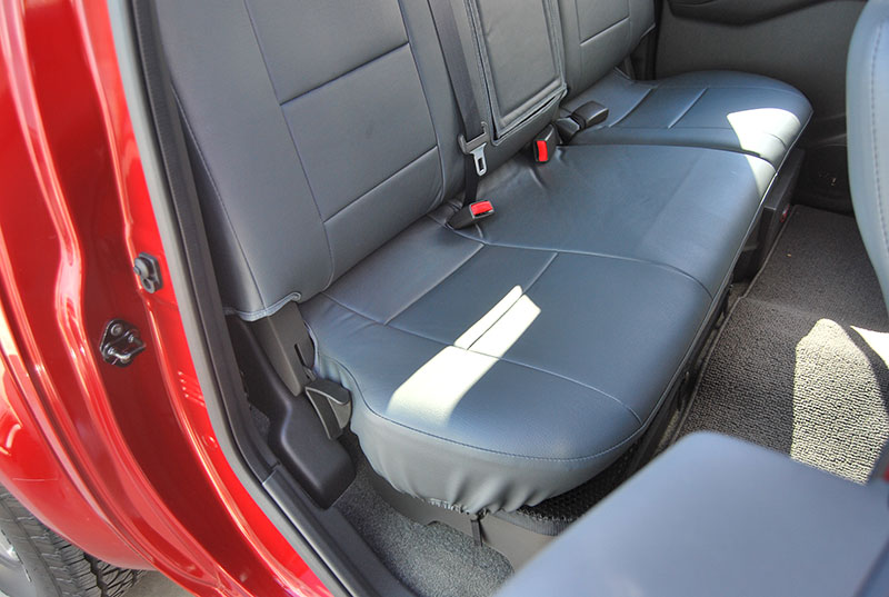 2000 Nissan frontier leather seats
